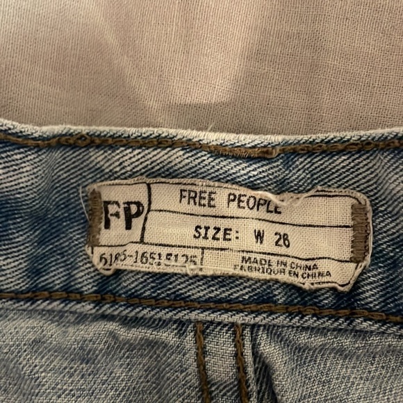 Free People Distressed Shorts 26 Button Fly Mid Rise Hope Frayed Light Blue - Picture 13 of 16